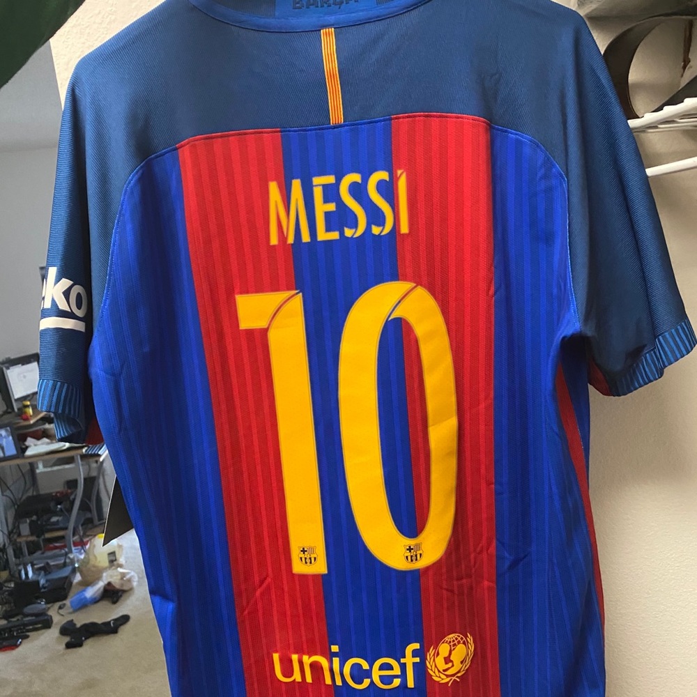 FC Barcelona Home Jersey Messi Nike Dri-Fit Unicef